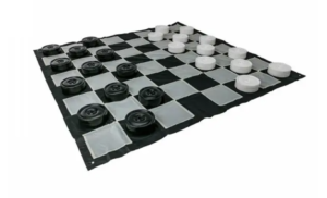 Giant lawn checkers (1.5×1.5m)